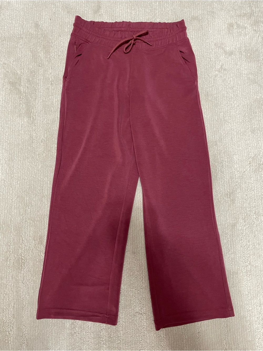 Athleta Seasoft Straight Crop Pant XS Berry Rose